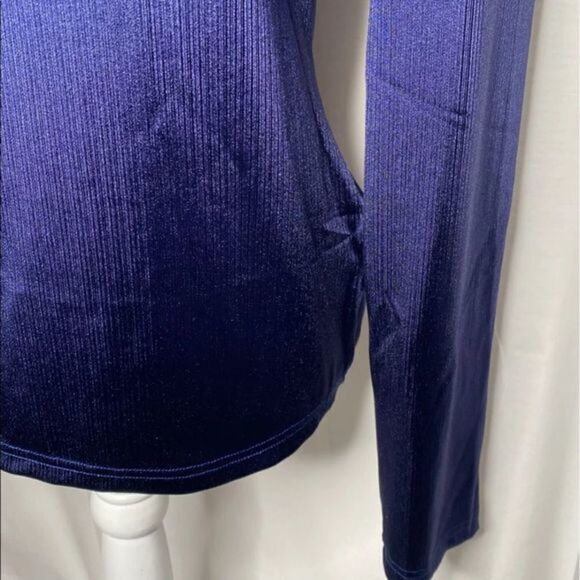 Womens Ribbed Long Sleeve Blouse - Picture 3 of 7